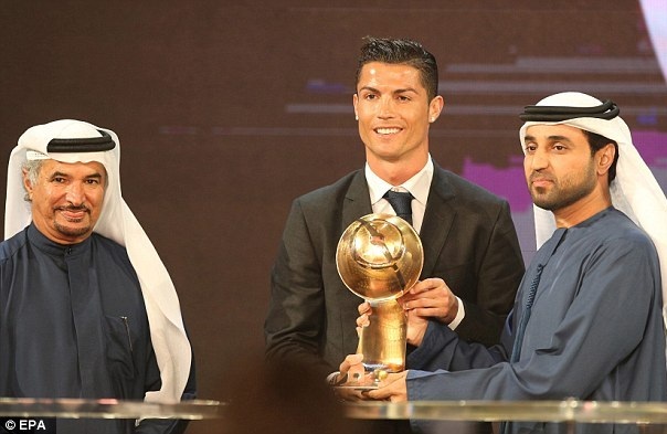 Ronaldo, Messi, Globe Soccer Award 2017, tin bóng đá, Real Madrid, 