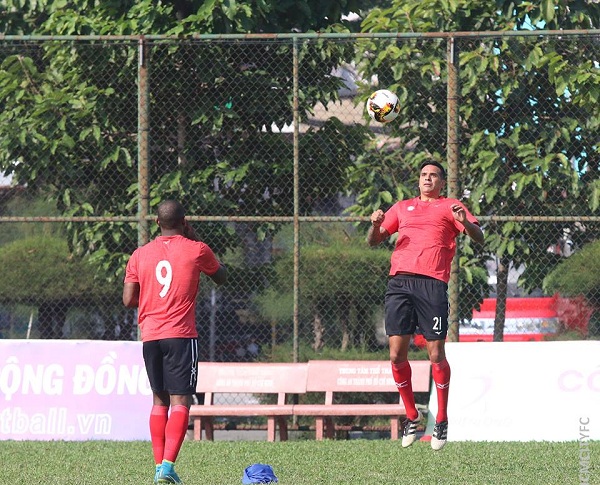 Gonzalo, CLB TP.HCM, Công Vinh, bóng đá Việt Nam, V.Legaue