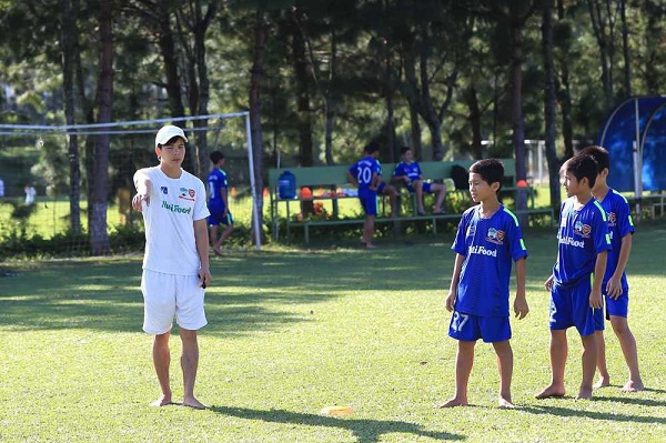 Lê Văn Vũ, Công Phượng, HAGL, Choi Ju young, bóng đá Việt Nam