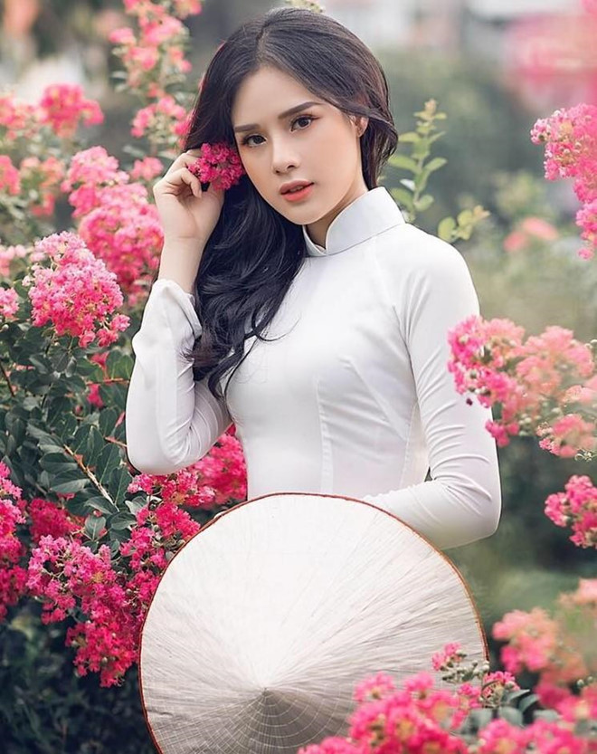 Trọng đại, bạn gái trọng đại, bạn gái trọng đại thi hoa hậu, hot girl huyền trang, bạn gái cầu thủ u23 việt nam