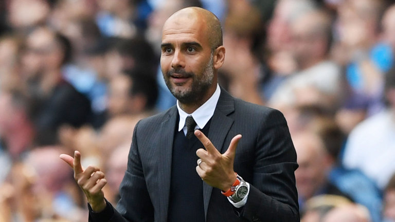 Man City, Pep Guardiola, Premier league, ngoai hang anh, trung ve ao