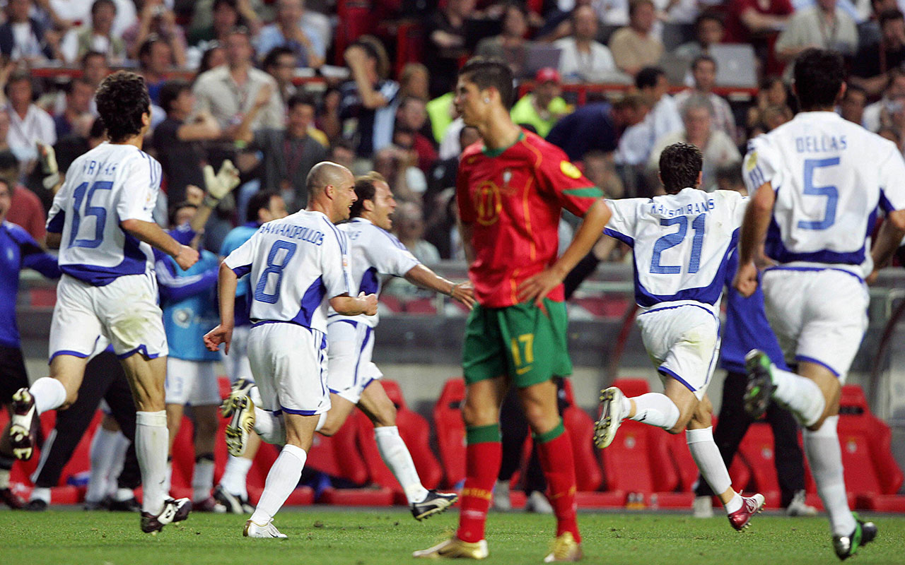 Ronaldo, Euro 2004, Bồ Đào Nha, Hy Lạp