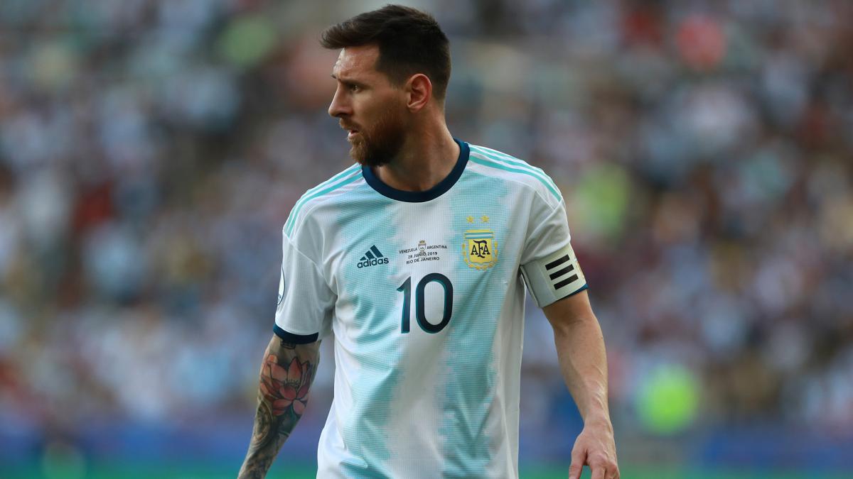 Messi, Lionel Messi, cảnh báo, HLV Scaloni, Argentina, Copa America 2019, dự bị
