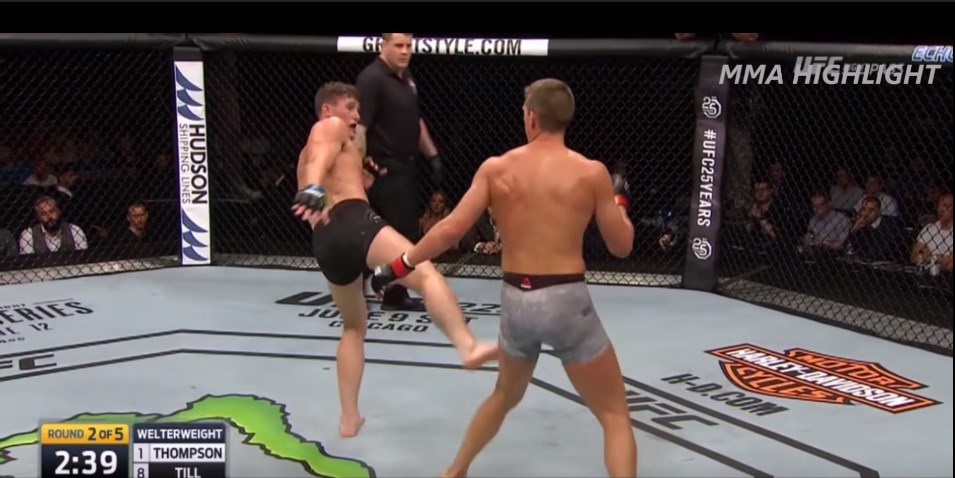 UFC, MMA, những đòn đánh bị cấm trong MMA, oblique kick trong MMA, Stephen Thompson, Darren Till, Jon Jones,