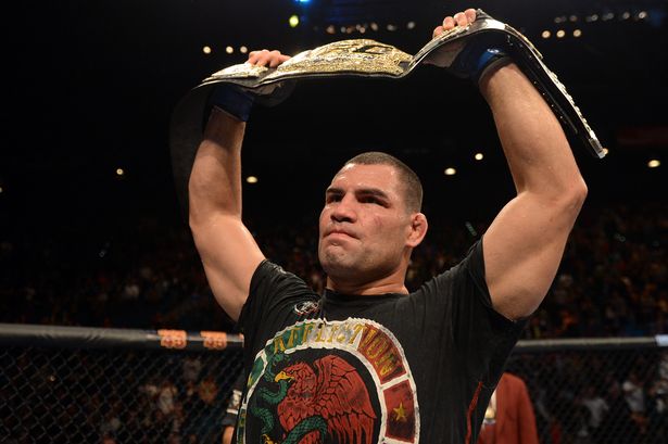 cain vs jones, cain velasquez, jon jones, daniel cormier, cain đấu với jon jones,