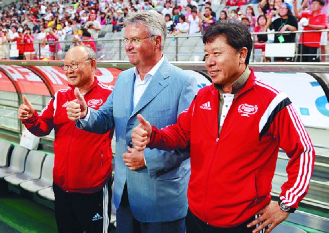 Ông Park và Chung từng có thời gian cùng làm trợ lý cho HLV Guus Hiddink tại World Cup 2002