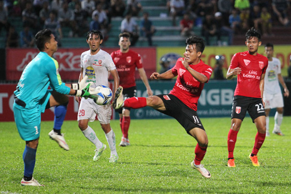 chuyen nhuong vleague, hagl, to vinh loi, can tho