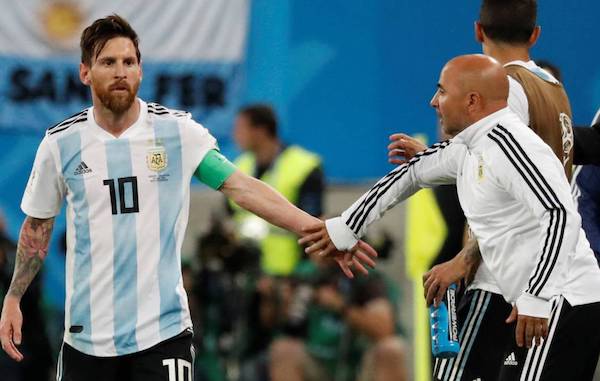 argentina 2-1 nigeria, ket qua argentina 2-1 nigeria, hlv sampaoli, messi, world cup 2018