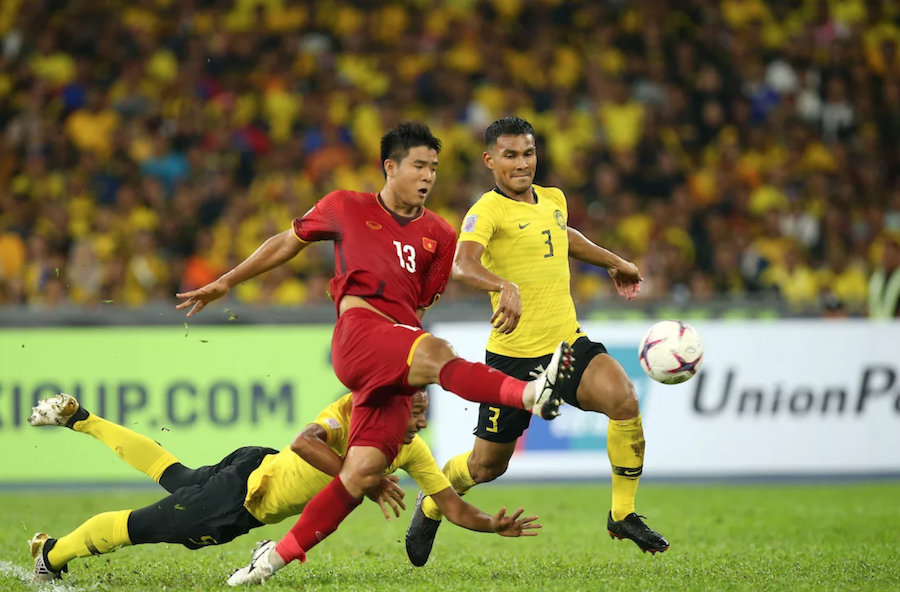 chung ket aff, viet nam 2-2 malaysia, aff 2018, duc chinh, dinh trong