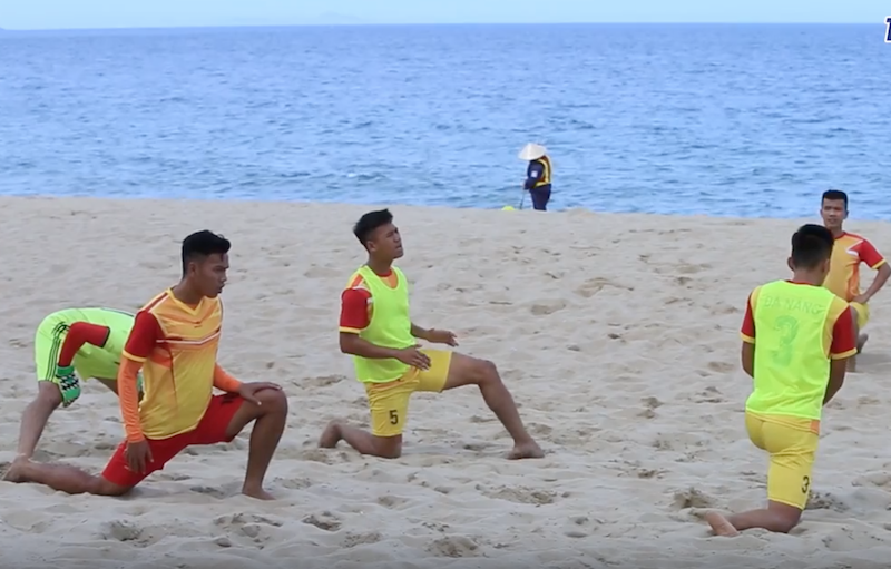 Gia Việt, Đà Nẵng, bóng đá bãi biển