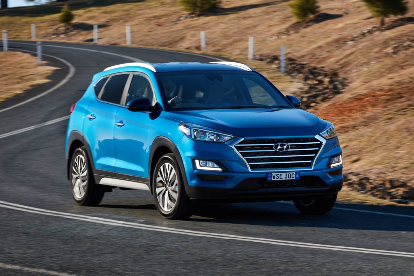 Cận cảnh xe Hyundai Tucson phiên bản tiêu chuẩn có giá bán 769 triệu đồng