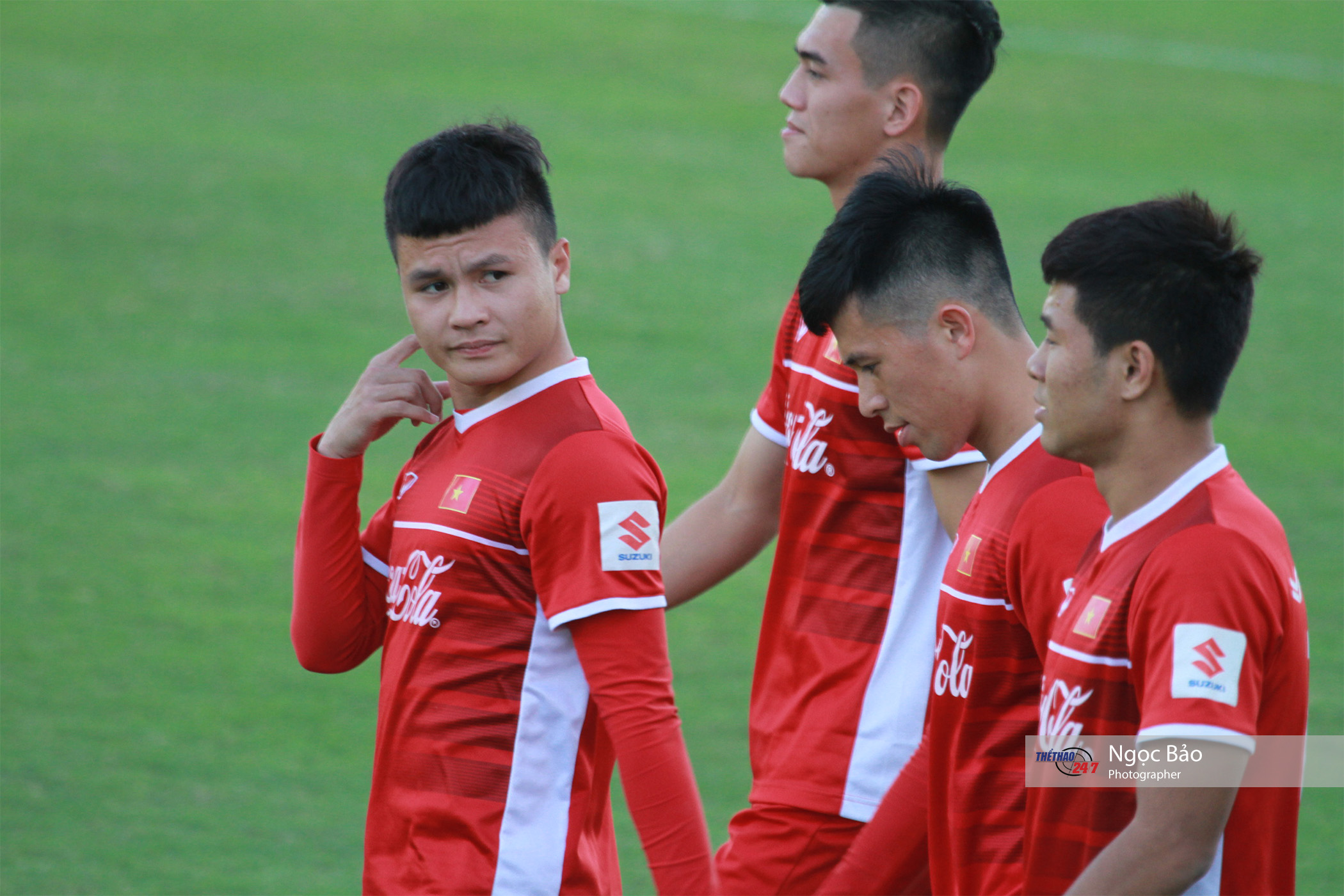 Quang Hải là niềm tự hào của bóng đá Việt Nam, và thường xuyên là đề tài của nhiều tác phẩm nghệ thuật. Xem những hình ảnh Quang Hải mới nhất vào năm 2024, bạn sẽ cảm nhận được tình yêu và sự tôn vinh mà người hâm mộ dành cho anh.