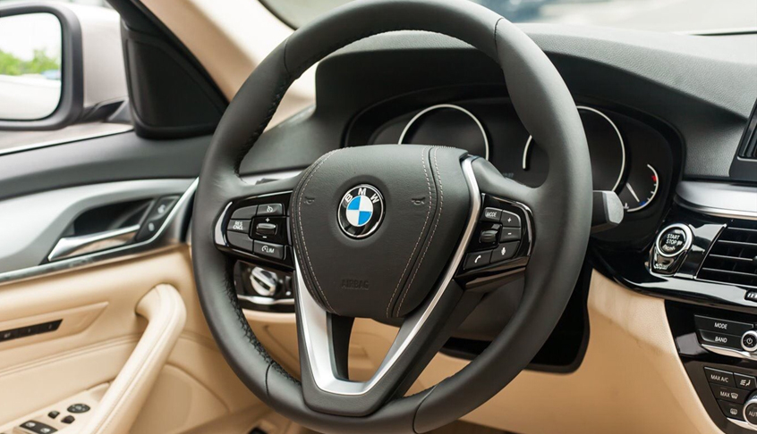 Vô-lăng BMW 5 Series 2020