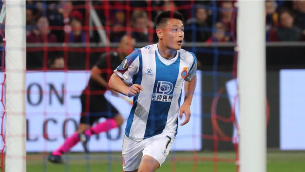 Wu Lei, Ronaldo Trung Quốc, sao Trung Quốc, sao nhập tịch Trung Quốc, Europa League, sao Trung Quốc ghi bàn tại Europa League