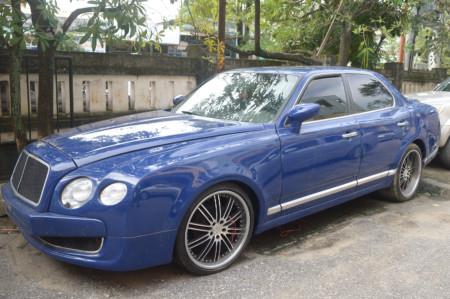 Chiếc Bentley được bán với giá chính thức 1,61 tỷ