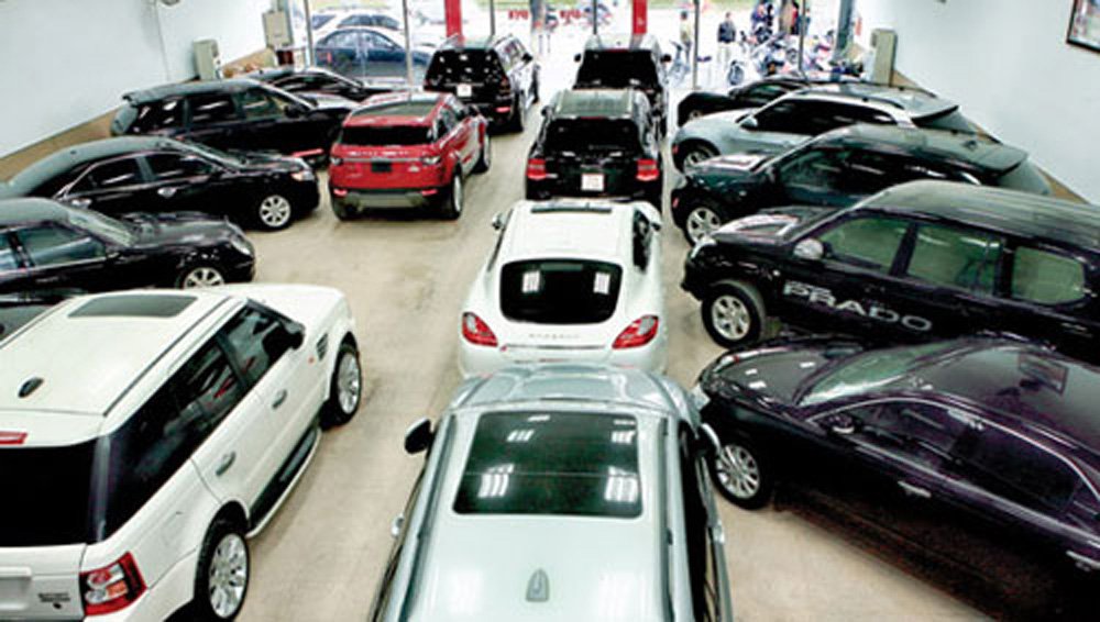 Thị trường ô tô Việt Nam đang chứng kiến một cuộc đua giảm giá chưa từng có của nhiều hãng xe.