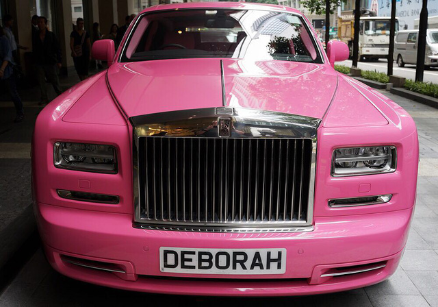 Rolls-Royce Phantom EWB của Deborah