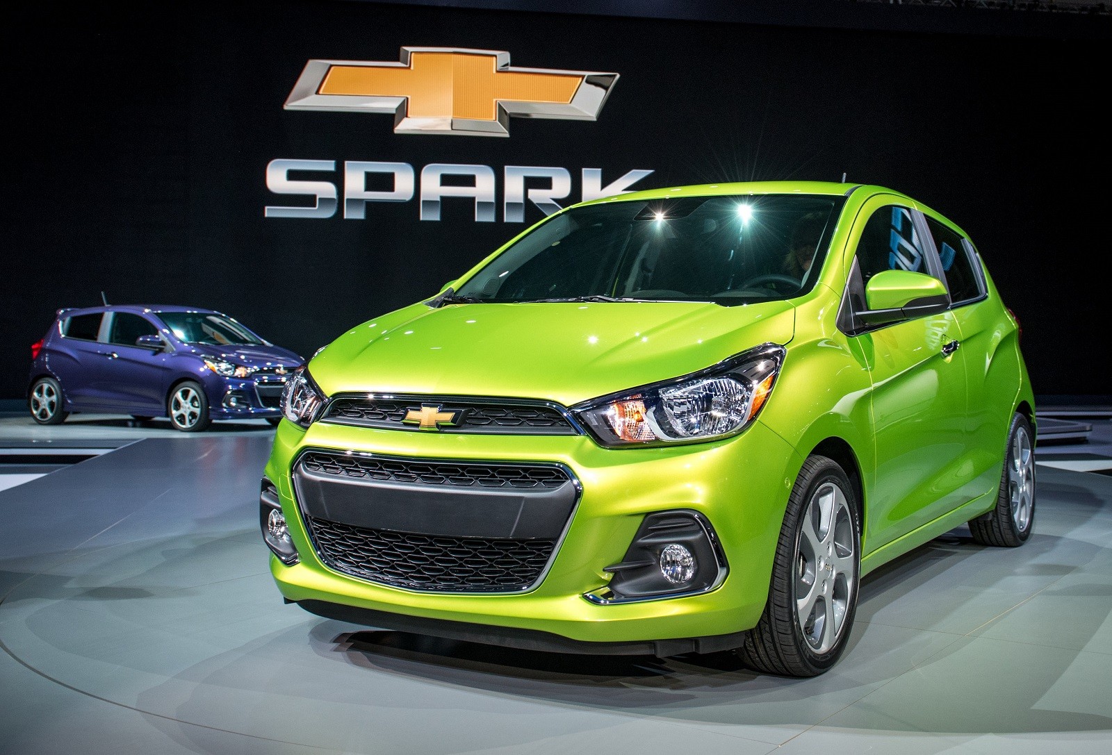Ngoài việc Colorado giảm giá, một động thái khá lạ của Chevrolet khi tăng giá bán lẻ đối với hai mẫu Spark và Orlando.