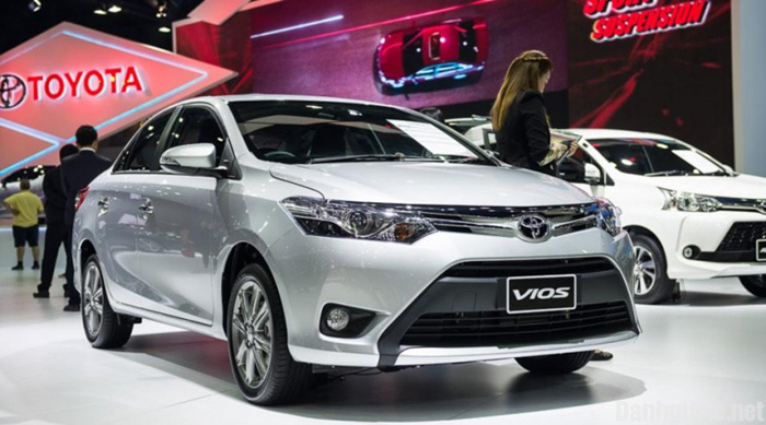 Theo một nhân viên đại lý Toyota, Vios E số sàn hiện có giá bán chỉ 489 triệu đồng