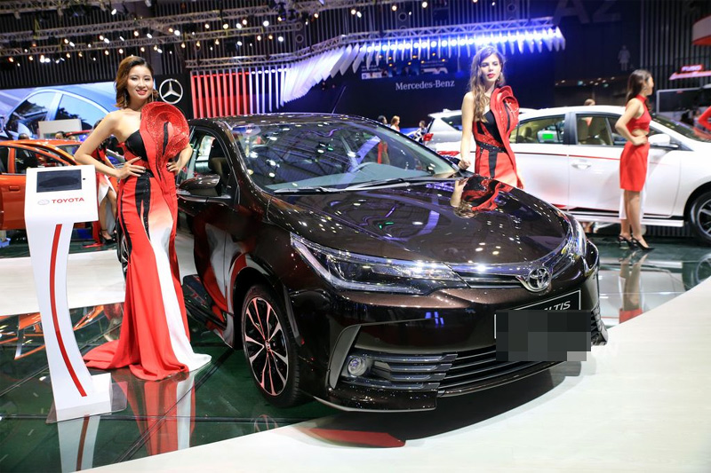 Nhiều mẫu xe của Toyota điều chỉnh giảm giá mạnh