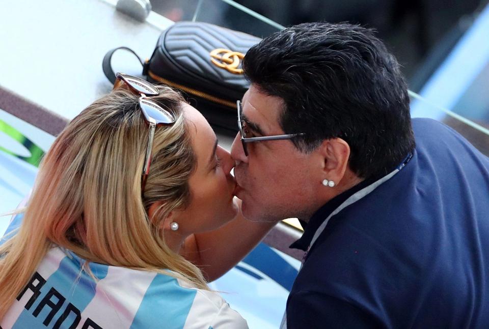 maradona, diego maradona, maradona bị bắt giữ, đt argentina, argentina