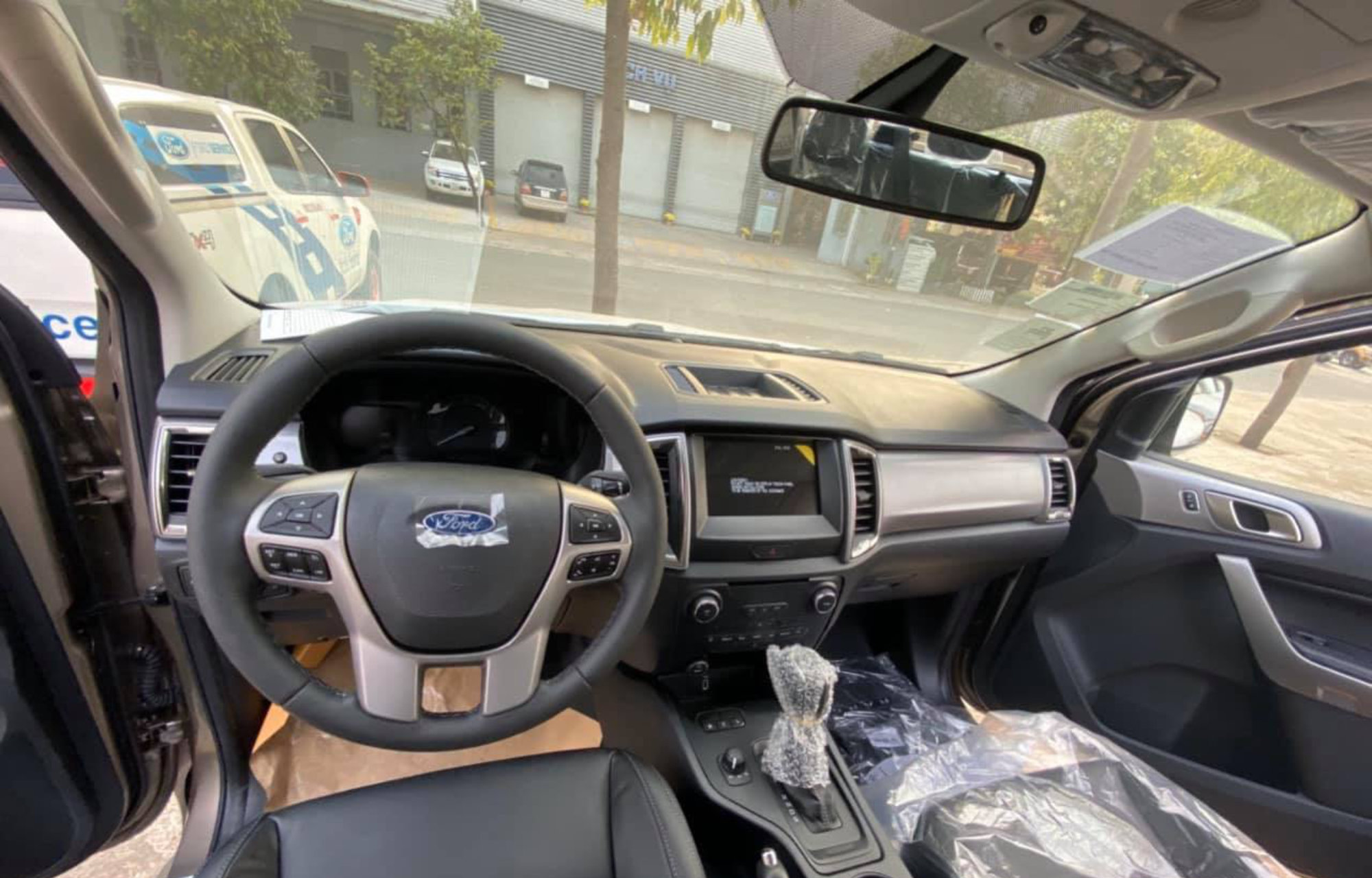 nội thất Ford Ranger Limited 2020