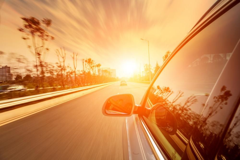 Benzen tích lũy trong xe đặc biệt cao dưới ánh mặt trời