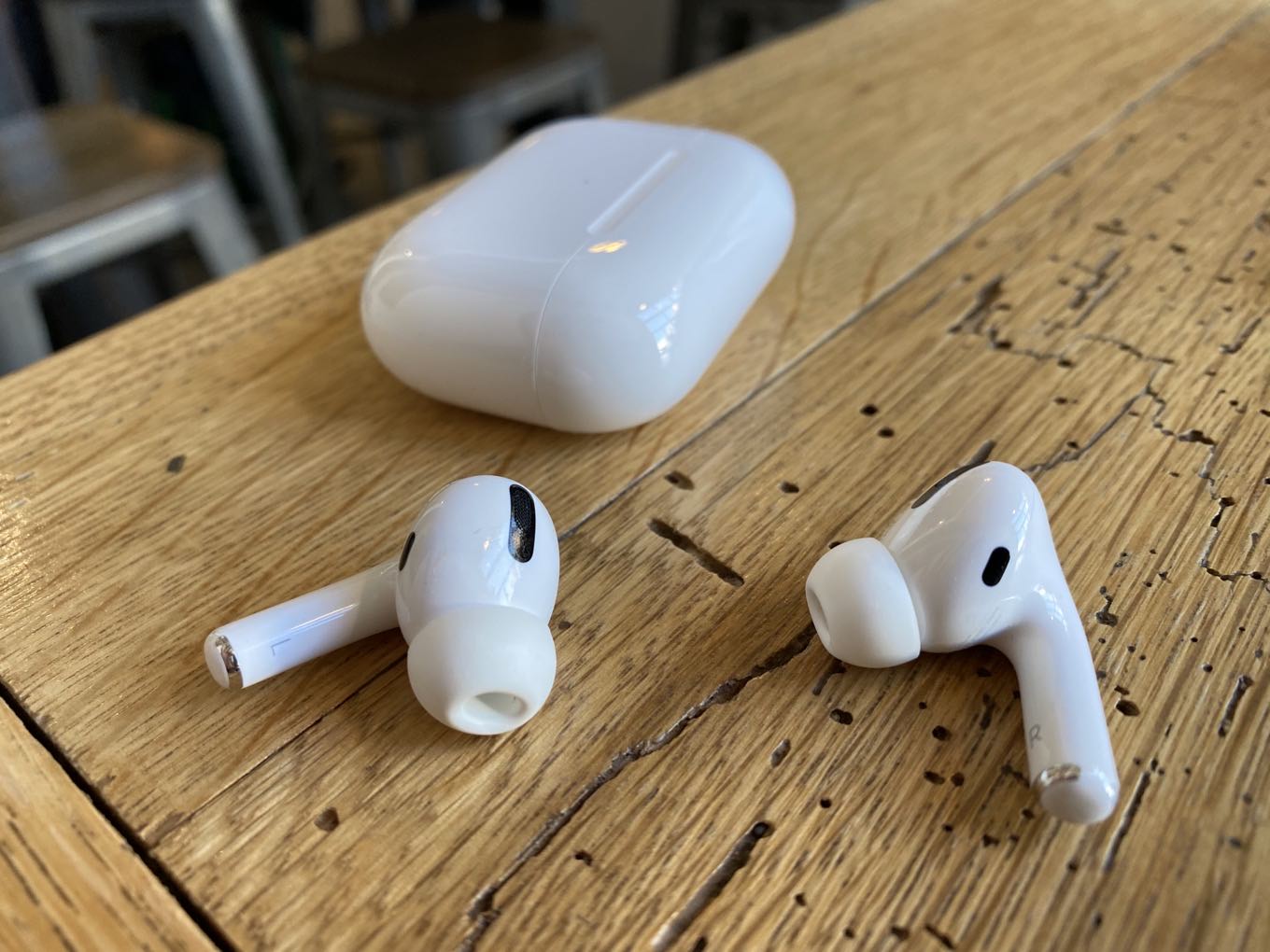 AirPods Pro loi chong on