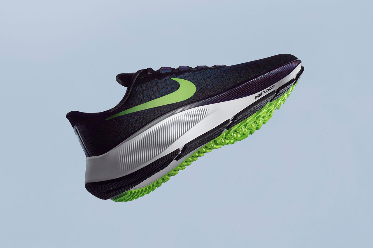 Đánh giá Nike Air Zoom Pegasus 37 - Giày chạy cho mọi người