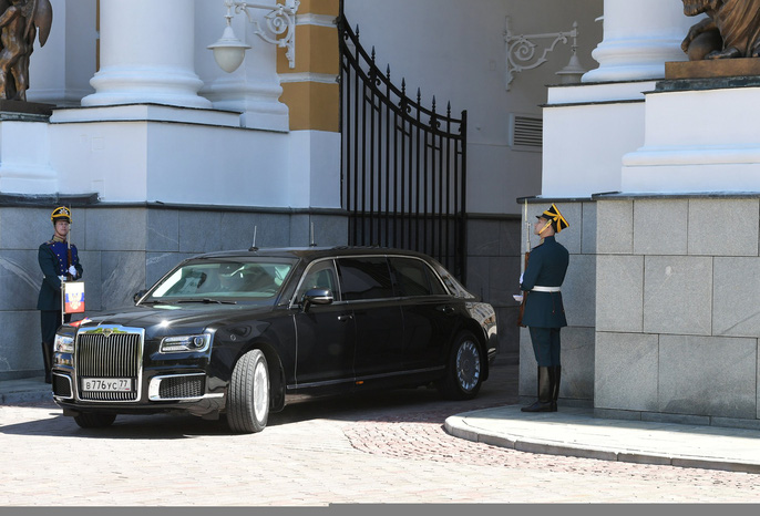 Siêu xe limosine mới của Tổng Thống Nga Putin