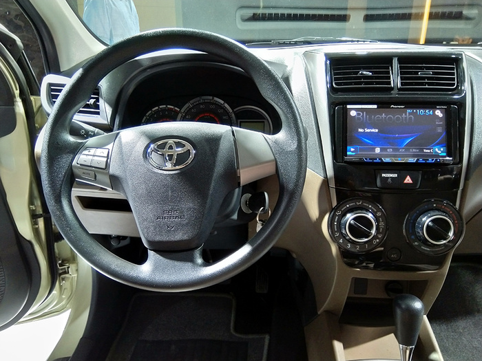 Toyota Avanza, đánh giá xe Toyota Avanza, giá xe Toyota Avanza, thông số kỹ thuật Toyota Avanza