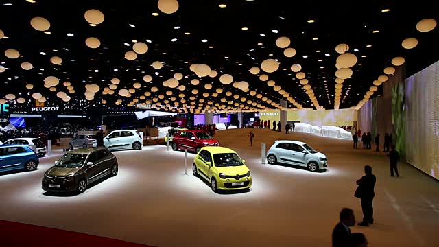 ra mắt xe Vinfast, xe Vinfast, Paris Motor Show 2018