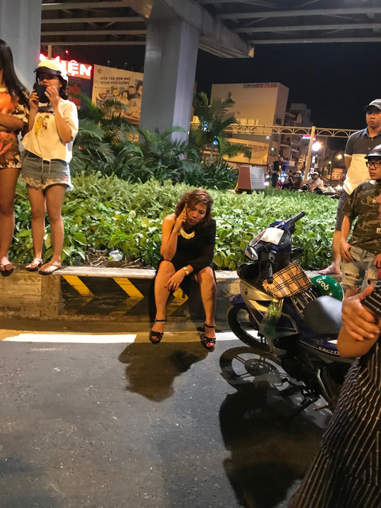 Tai nạn liên hoàn, ngã tư Hàng Xanh, nữ tài xế lái BMW gây tai nạn liên hoàn, nữ tài xế say xỉn