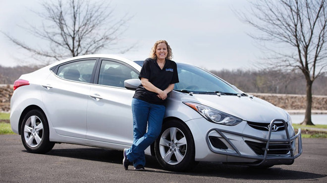 nữ tài xế lái xe 1 triệu dặm, Hyundai Elantra, kỷ lục Hyundai Elantra