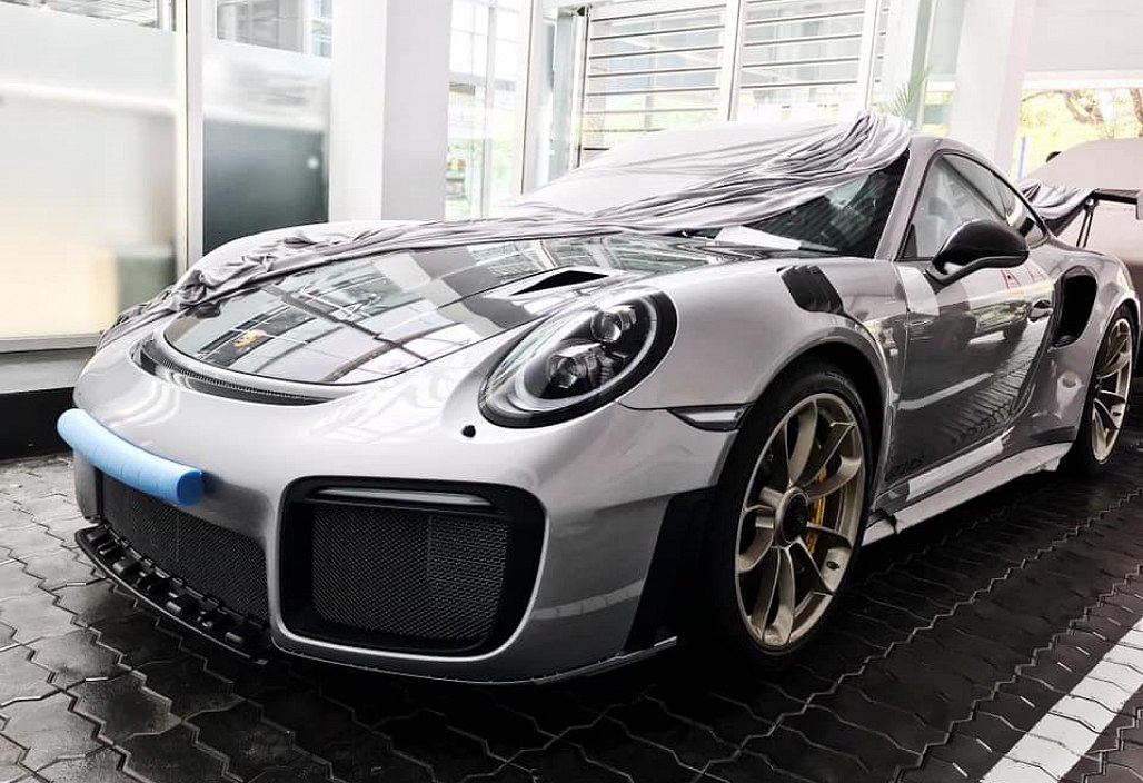 Siêu xe Porsche 911 GT2 RS, Porsche 911 GT2 RS, Siêu xe Porsche 911 GT2 RS tại Hà Nội, Siêu xe, siêu xe 20 tỷ đồng