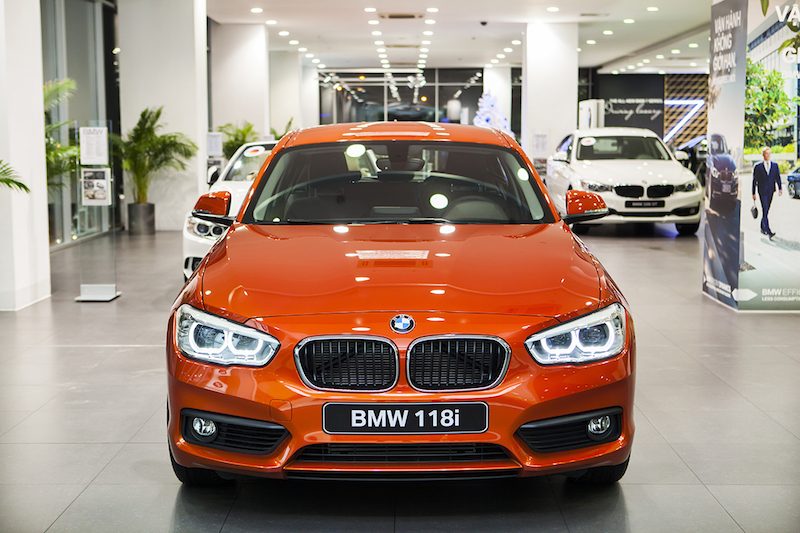 BMW 118i thuộc dòng xe BMW 1-Series