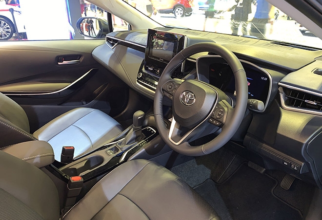 Nội thất Toyota Corolla Altis