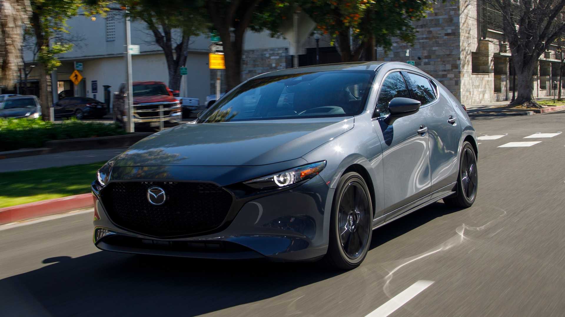 Vận hành xe Mazda 3 2021