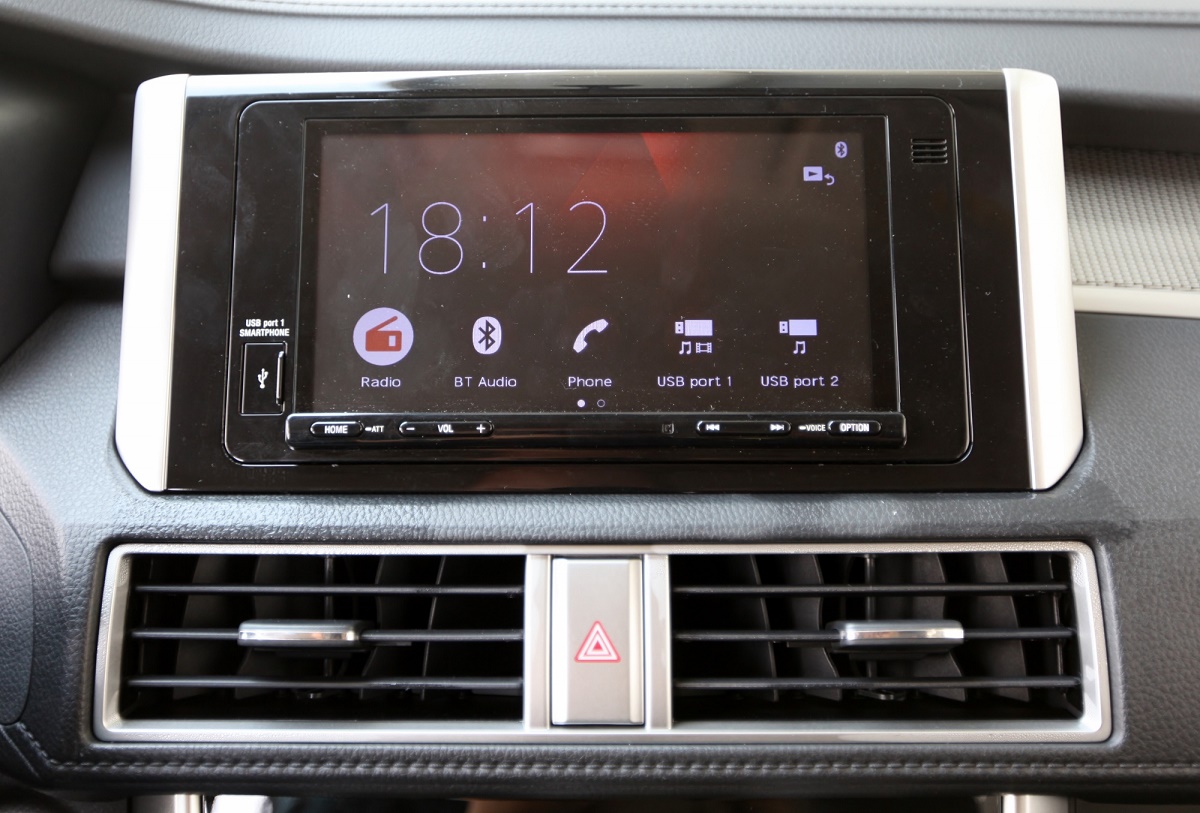 Hệ thống thông tin giải trí trên Mitsubishi Xpander CKD 2020