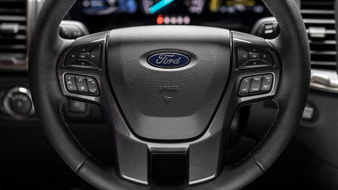 Vô lăng Ford Ranger 2020