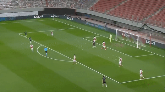 Video bàn thắng Arsenal 3-2 Benfica: Ngược dòng kịch tính