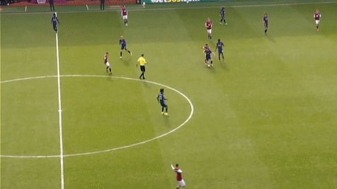 Video bàn thắng Burnley 1-1 Arsenal: Sai lầm đáng trách