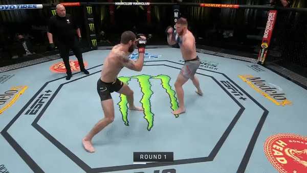 Tân binh UFC đi vào lịch sử với pha knock-out sau 15 giây