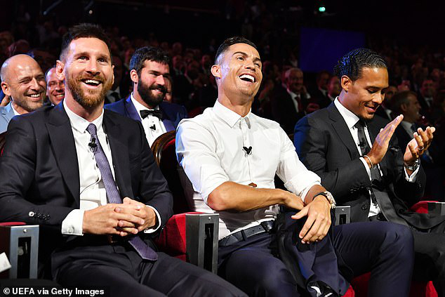Ronaldo, Cristiano Ronaldo, Juve, Juventus, cầu thủ xuất sắc nhất, cầu thủ xuất sắc nhất châu Âu, Messi, Van Dijk,