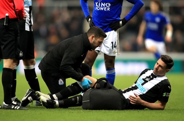 newcastle vs leicester, ngoại hạng anh, newcastle, leicester, newcastle chơi với 10 người