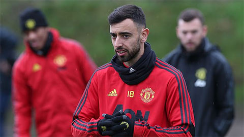 Bruno Fernandes, Paul Pogba, Manchester United, Andy Cole, ngoại hạng anh