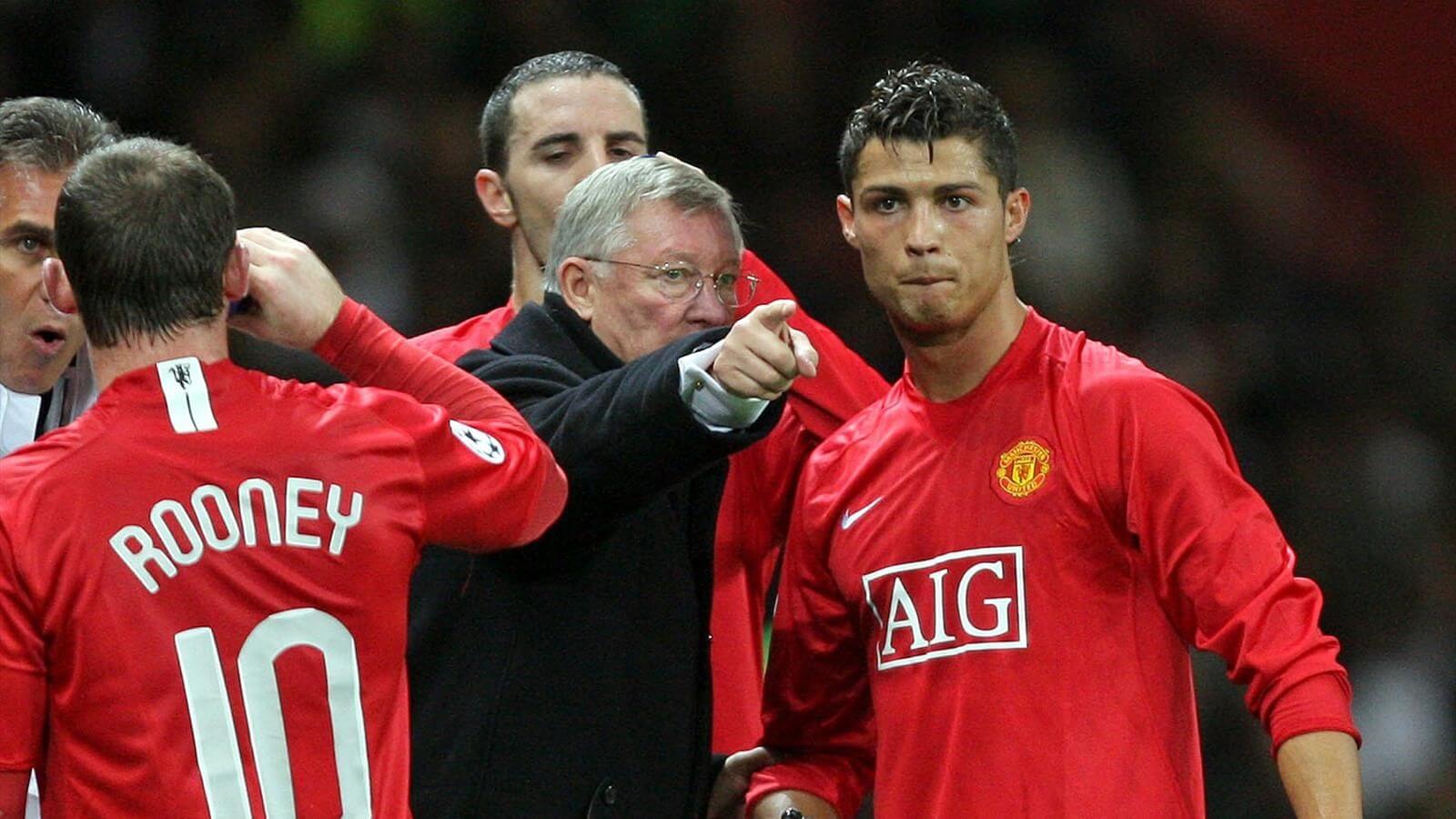Sir Alex Ferguson, Manchester United, sir alex bị đấm