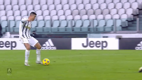 Video bàn thắng Juventus 4-1 Udinese: Ronaldo vượt qua Pele