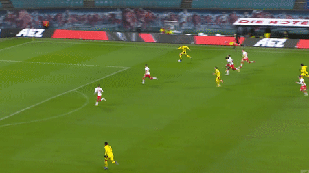 VIDEO: Haaland cùng Reus và Sancho phối hợp như trong game FIFA