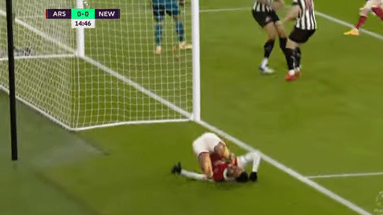 Video bàn thắng Arsenal 3-0 Newcastle: Aubameyang tỏa sáng